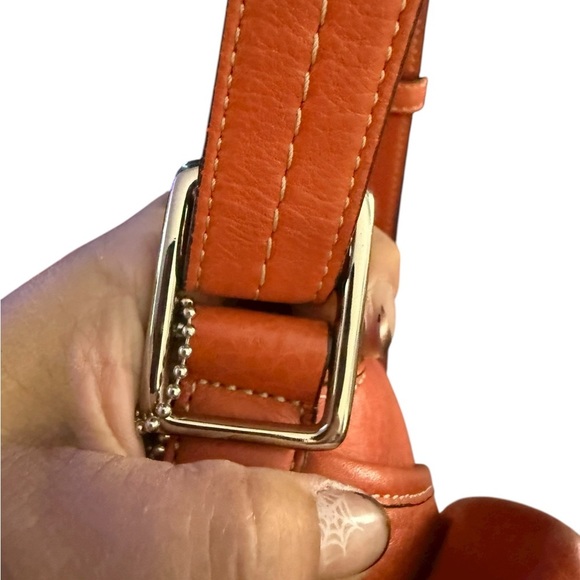 Vintage Coach Hampton Twist Lock Crossbody Bag Coral/Orange Pebbled Leather 2008 - Picture 4 of 10